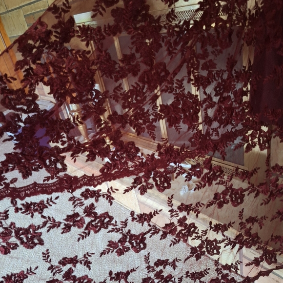 Sheath/Column V-neck Sweep Train Lace Mother of the Bride Dresses #F23M411 - Picture 9 of 13